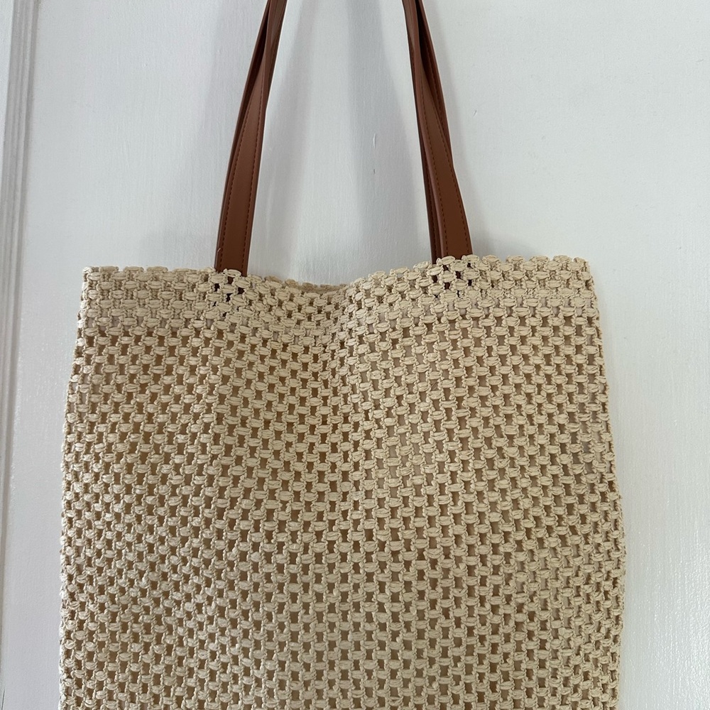 GAP Cream Woven Shoulder Bag with Brown Handles